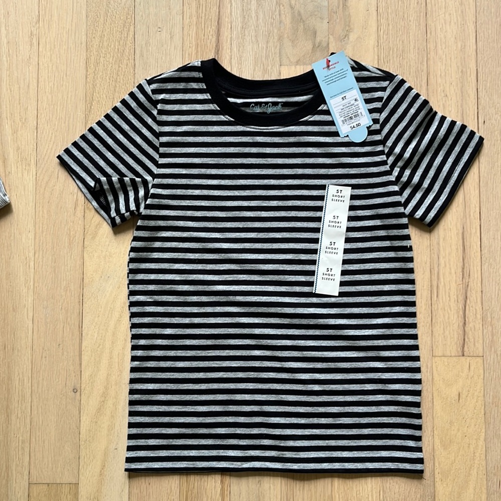 5t striped tee